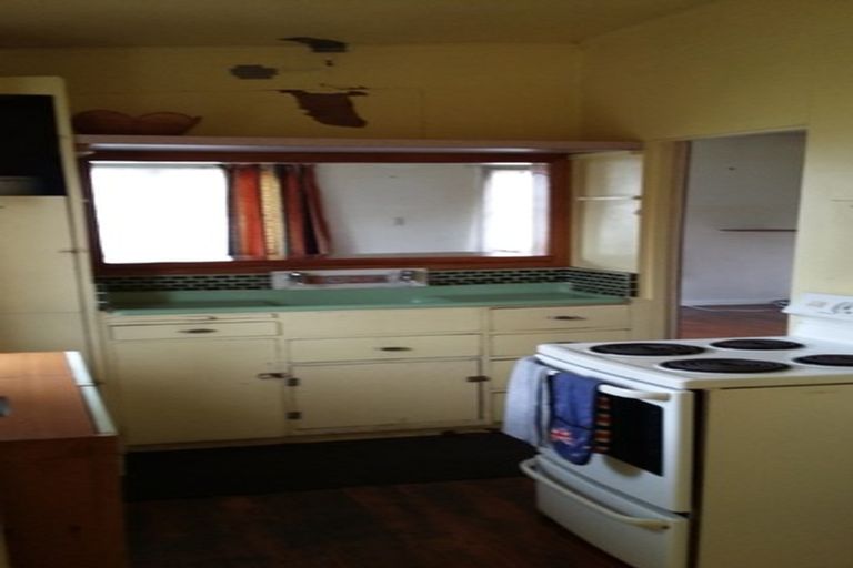 Photo of property in 11 Waverley Street, Elgin, Gisborne, 4010