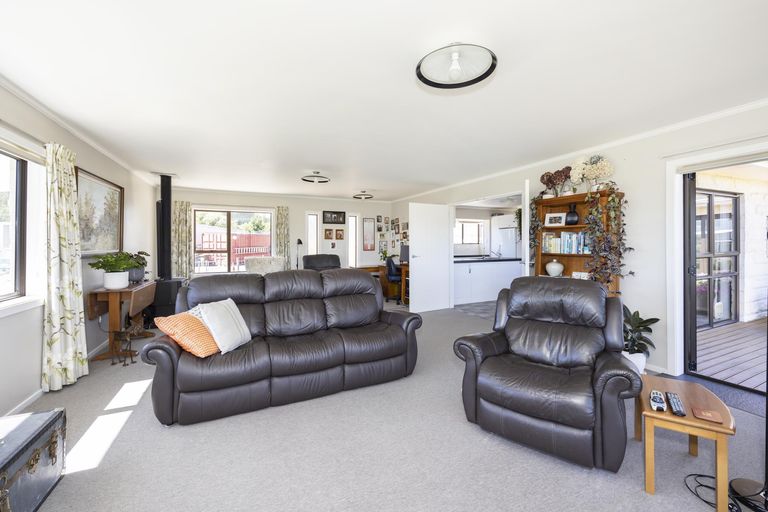 Photo of property in 20 Monk Street, Herbert, Oamaru, 9495