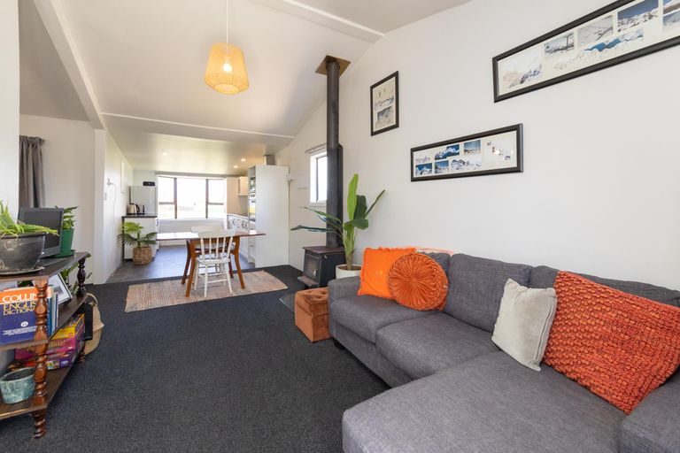 Photo of property in 3 Richardson Street, Woodville, 4920