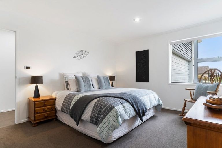 Photo of property in 16 Holyoake Terrace, Omokoroa, 3114