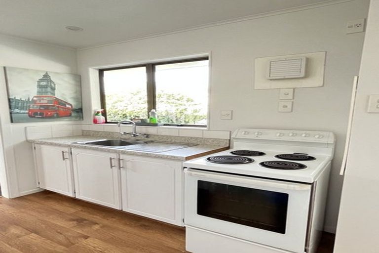 Photo of property in 35b Latitude Close, Whitby, Porirua, 5024