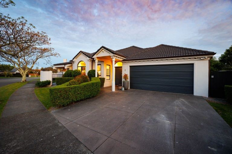 Photo of property in 2 Balmoral Drive, Terrace End, Palmerston North, 4410