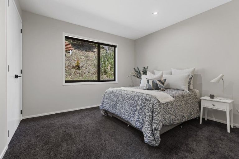 Photo of property in 3 Okoare Lane, Ferndale, New Plymouth, 4310