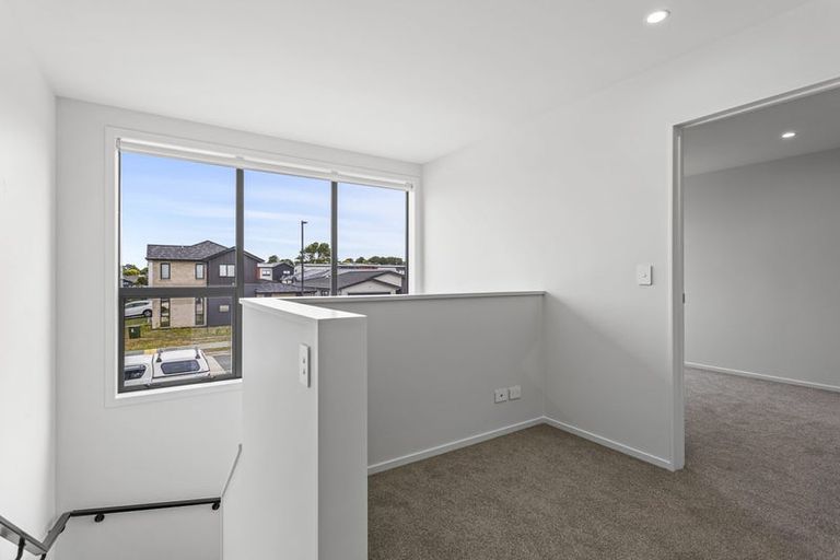 Photo of property in 105 Nganui Avenue, Takanini, Auckland, 2112