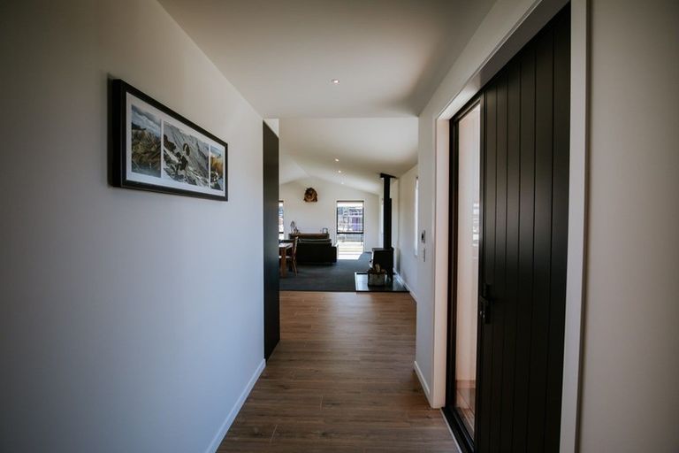 Photo of property in 19 Pounamu Avenue, Albert Town, Wanaka, 9305