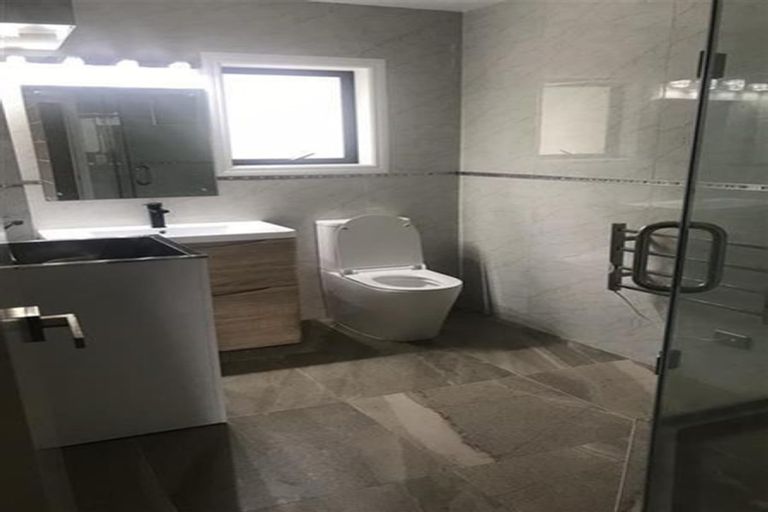 Photo of property in 2/20 Wedgwood Avenue, Mangere East, Auckland, 2024