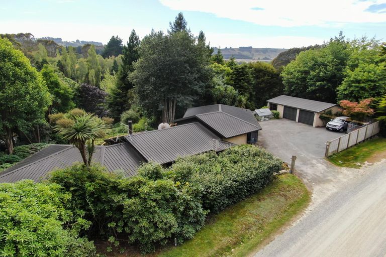 Photo of property in 15 Reid Road, Herbert, Oamaru, 9495