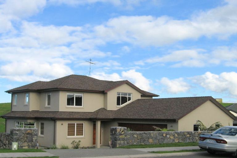 Photo of property in 21 Tauranga Place, Orewa, 0931