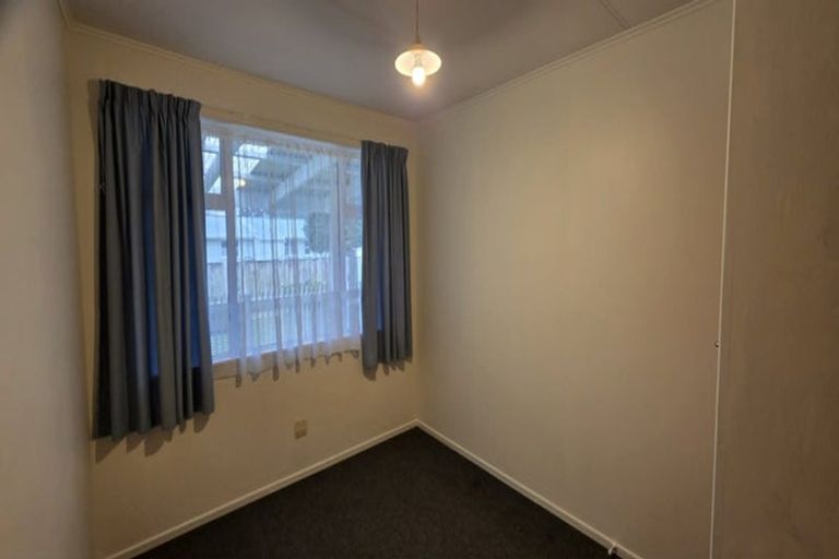 Photo of property in 29 Trelawney Crescent, Westown, New Plymouth, 4310