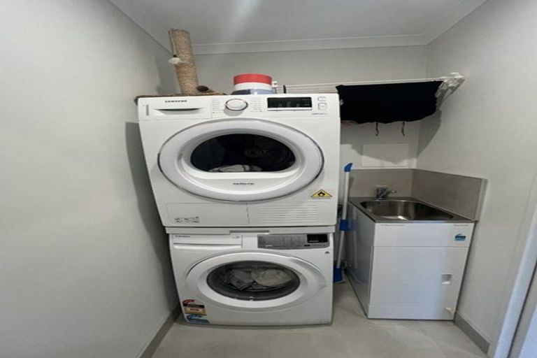 Photo of property in 50 Gosper Road, Takanini, 2112