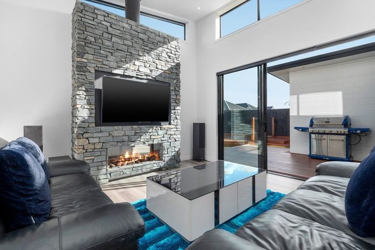 Photo of property in 6 Litsea Way, Papamoa Beach, Papamoa, 3118