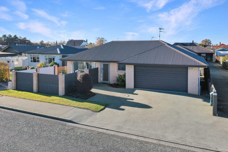 Photo of property in 21 Cox Street, Ashburton, 7700