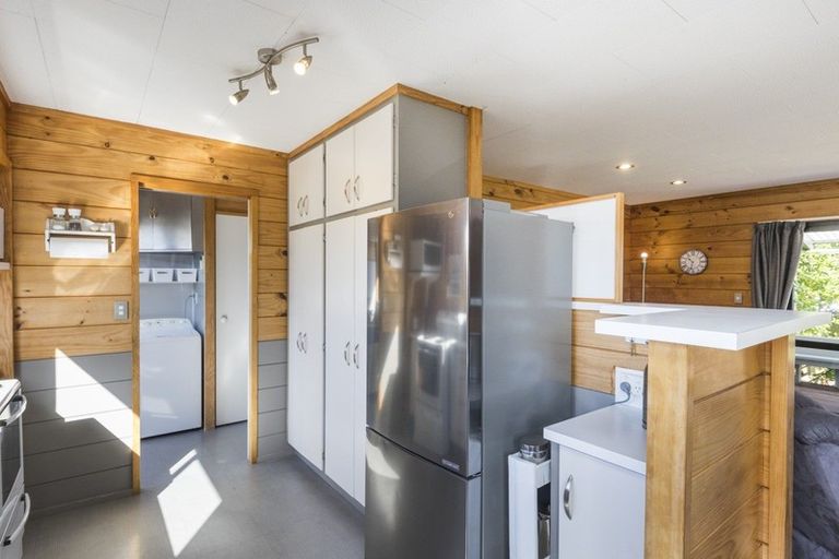 Photo of property in 10 Tiller Close, Kelvin Grove, Palmerston North, 4414