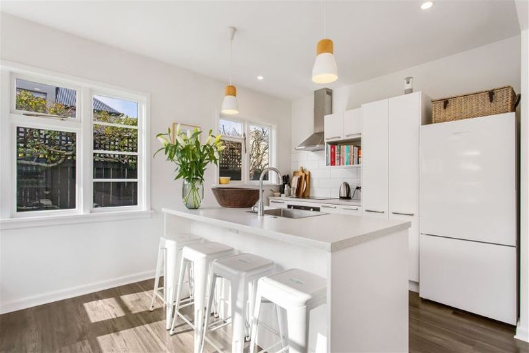 Photo of property in 52 Paparoa Street, Papanui, Christchurch, 8053