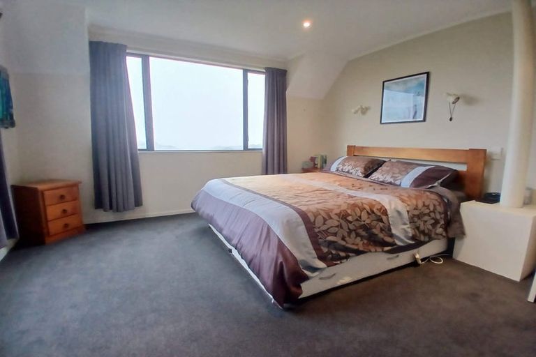 Photo of property in 11 Carmichael Street, Johnsonville, Wellington, 6037