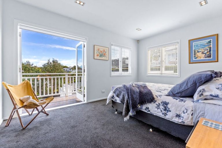 Photo of property in 14 Waimana Avenue, Northcote Point, Auckland, 0627