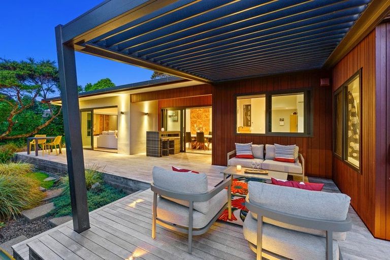 Photo of property in 154 Ngarara Road, Waikanae, 5391