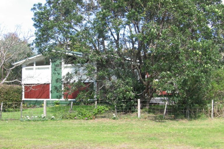 Photo of property in 207 Tangiora Avenue, Whangapoua, Coromandel, 3582