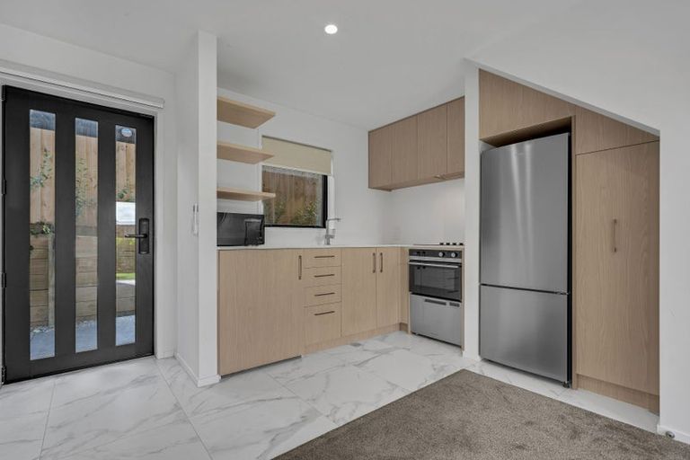 Photo of property in 5/137 View Road, Sunnyvale, Auckland, 0612