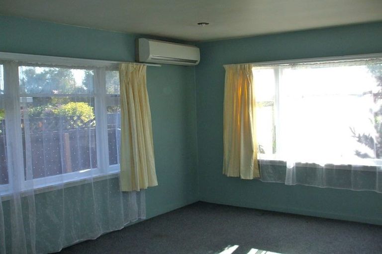 Photo of property in 1/85 Harris Crescent, Papanui, Christchurch, 8053