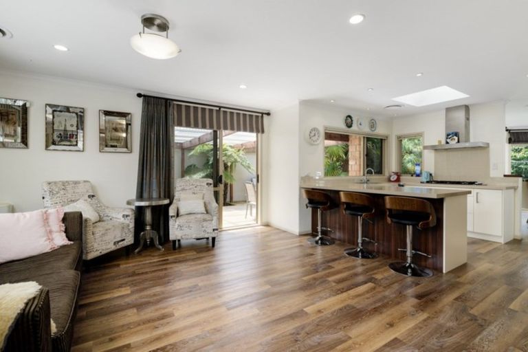 Photo of property in 27 Sovereign Drive, Papamoa Beach, Papamoa, 3118