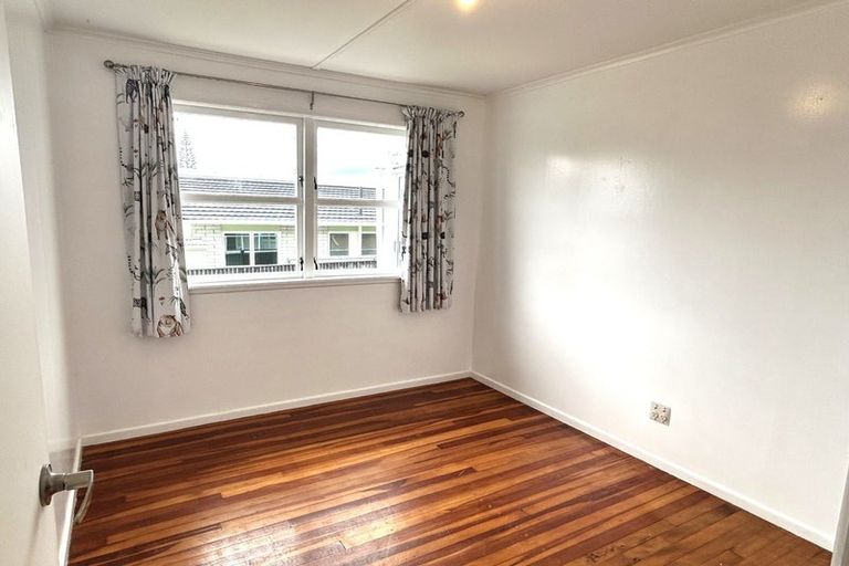 Photo of property in 4 Utauta Street, Waikanae, 5036