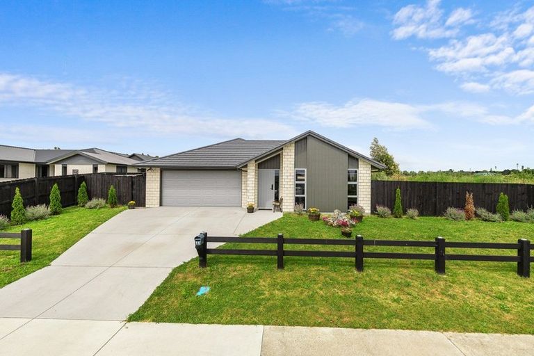 Photo of property in 11 Syrah Grove, Te Kauwhata, 3710