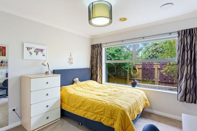 Photo of property in 9 Otupoa Way, Paraparaumu, 5032