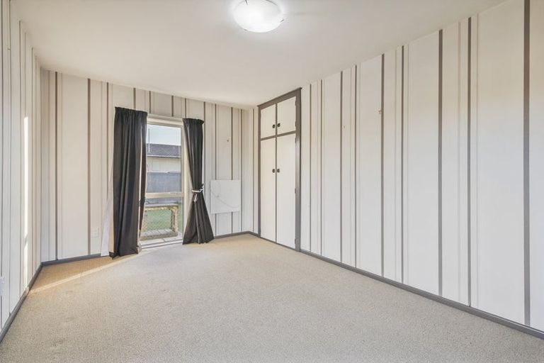 Photo of property in 8 Buckham Street, Rangiora, 7400