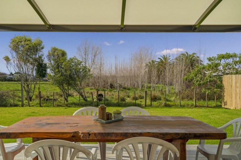 Photo of property in 8 Carina Way, Whitianga, 3510