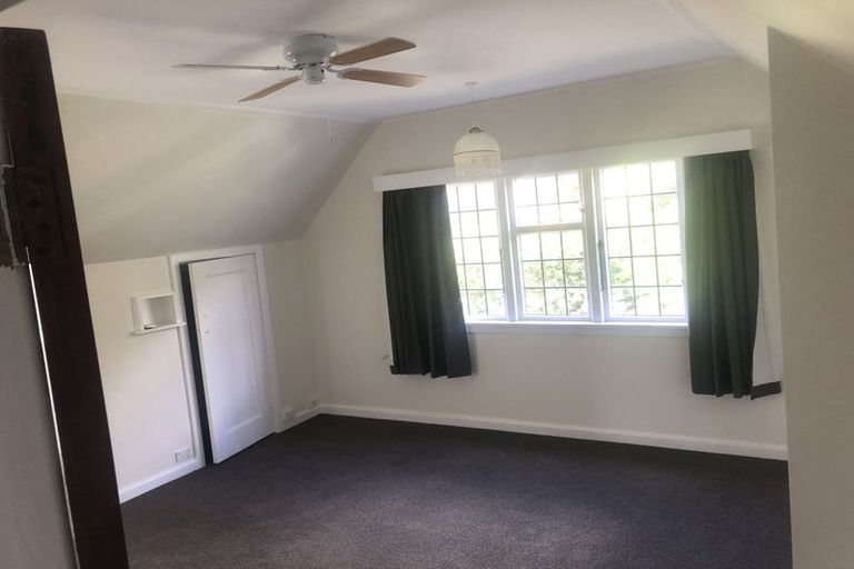 Photo of property in 34 Wainui Road, Waiwhetu, Lower Hutt, 5010