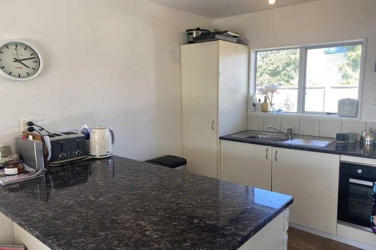 Photo of property in 81 Jellicoe Street, Martinborough, 5711