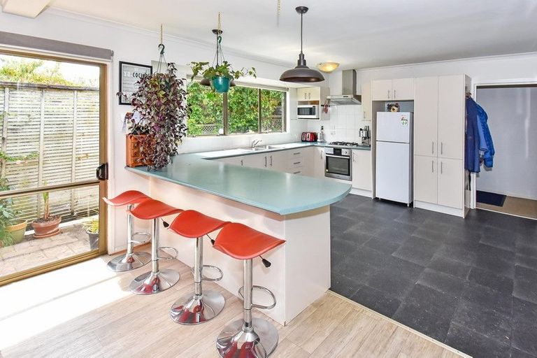 Photo of property in 15a Arthur Road, Hillpark, Auckland, 2102