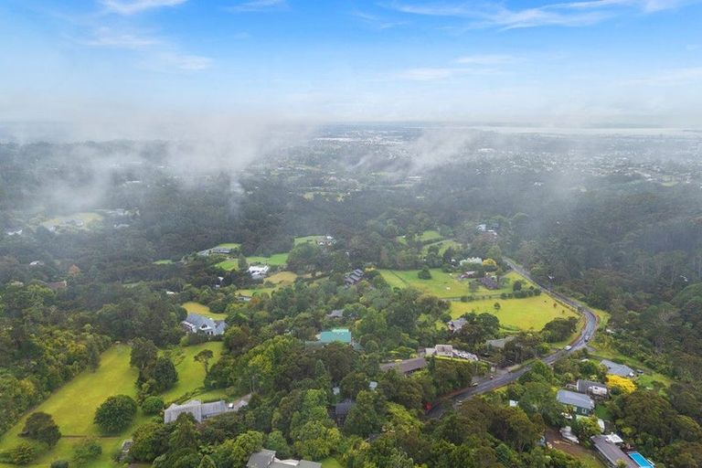 Photo of property in 189 Shaw Road, Oratia, Auckland, 0604