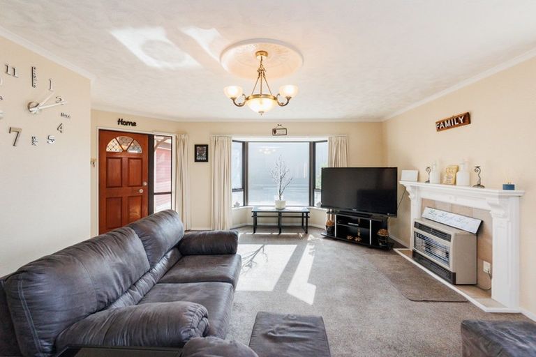 Photo of property in 10 Botanical Road, Takaro, Palmerston North, 4412