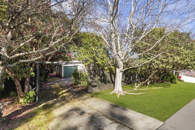 Photo of property in 45 Box Hill, Khandallah, Wellington, 6035