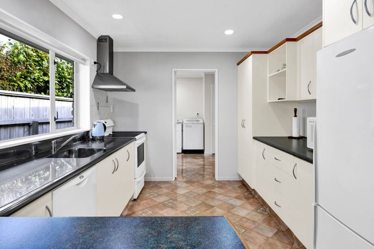 Photo of property in 148 Carrington Street, Lower Vogeltown, New Plymouth, 4310
