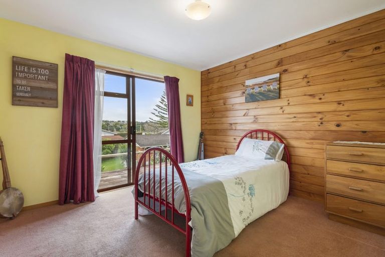 Photo of property in 2/96 Verbena Road, Birkdale, Auckland, 0626