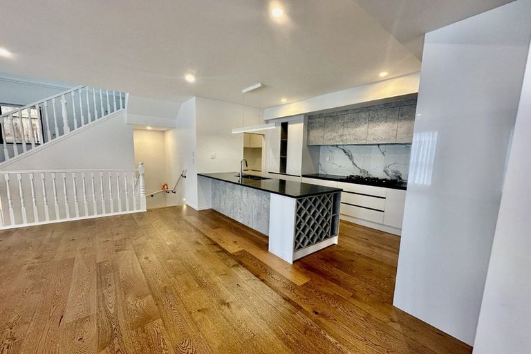 Photo of property in 45d Kawerau Avenue, Devonport, Auckland, 0624