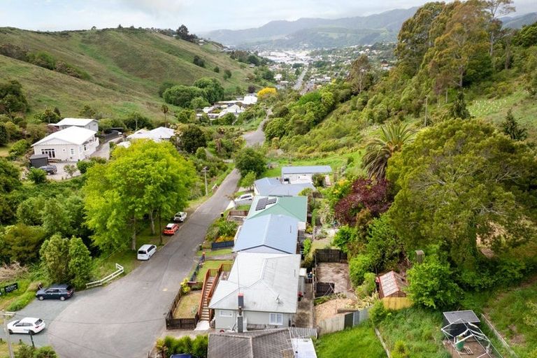 Photo of property in 135 Emano Street, Toi Toi, Nelson, 7010