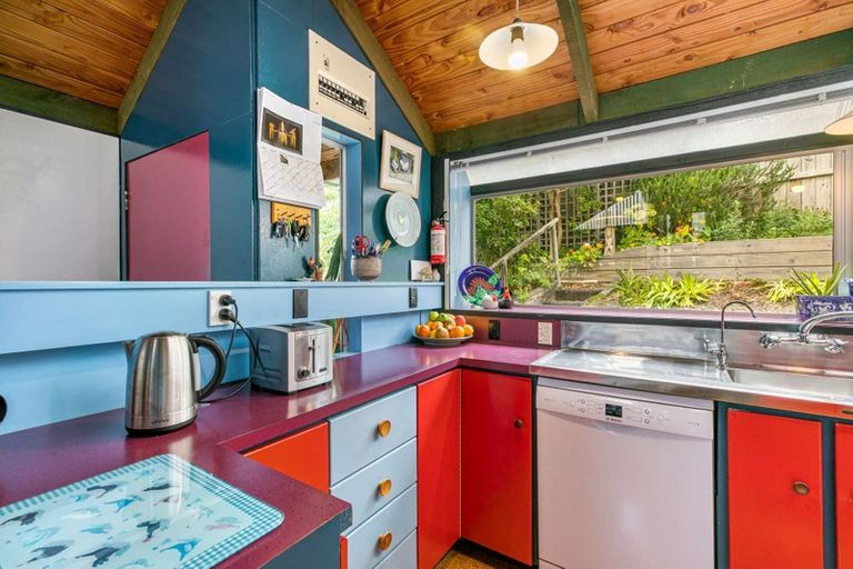 Photo of property in 76 Balmain Road, Chatswood, Auckland, 0626