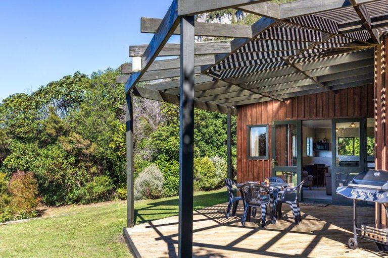 Photo of property in 39 Hinekapi Terrace, Kuratau, Turangi, 3381