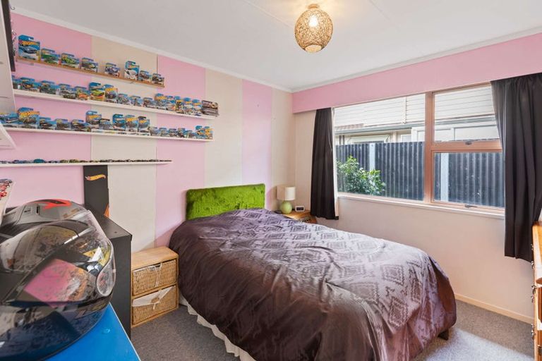 Photo of property in 30 John F Kennedy Drive, Milson, Palmerston North, 4414