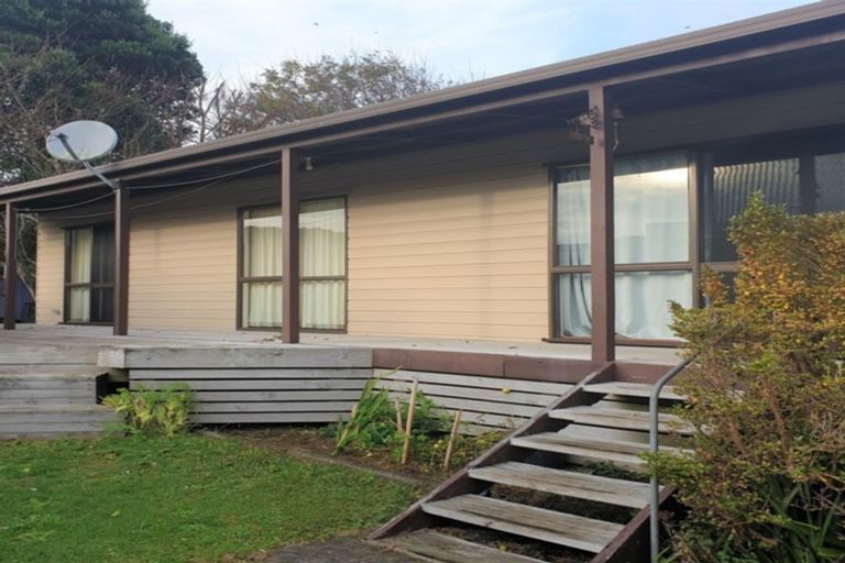 Photo of property in 15a Churchill Terrace, Waiuku, 2123