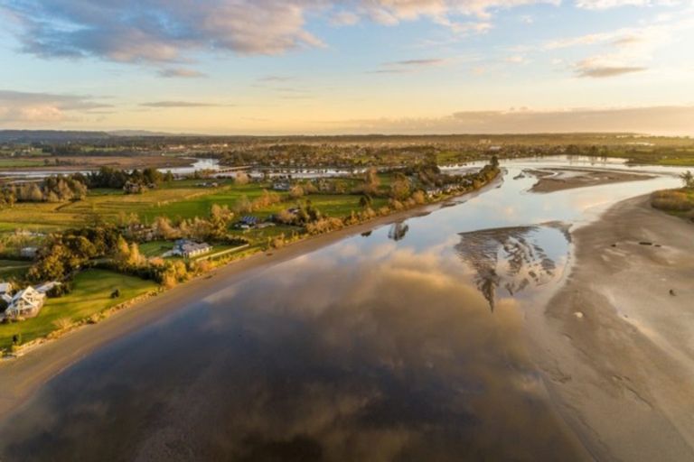 Photo of property in 134 Snodgrass Road, Westport, 7892