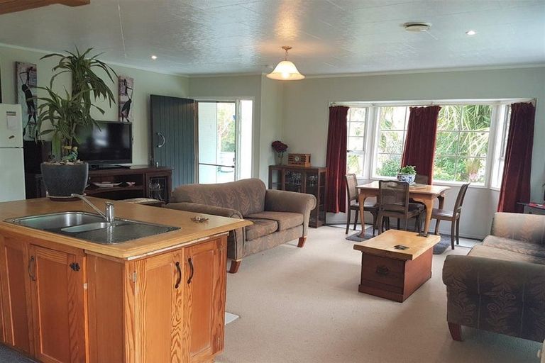 Photo of property in 49 Marsden Point Road, Ruakaka, 0116