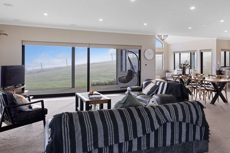 Photo of property in 1521 Dipton Winton Highway, Centre Bush, Winton, 9782