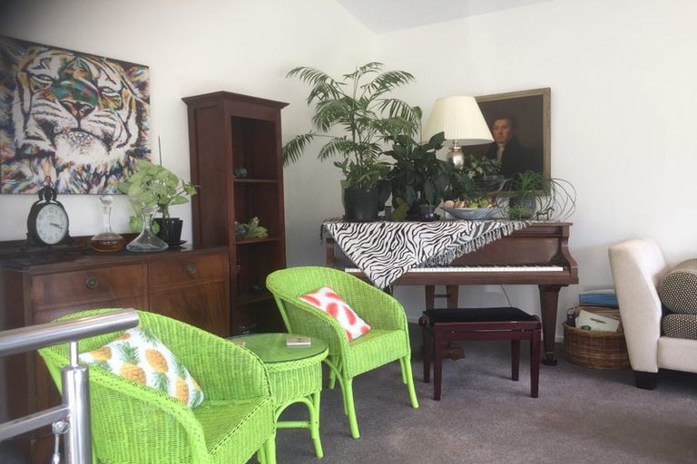 Photo of property in 11 Rhine Street, Island Bay, Wellington, 6023