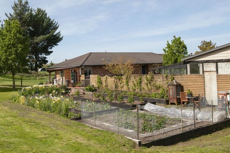 Photo of property in 107 Tuhingamata Road, Oruanui, Taupo, 3384