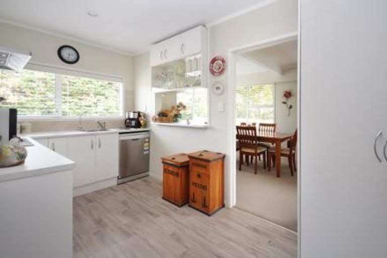 Photo of property in 43 Stella Drive, Clarks Beach, 2122